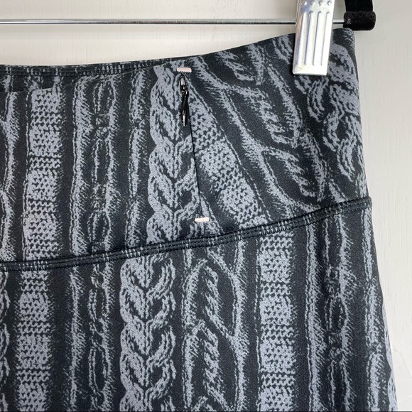 Calia by Carrie Underwood Chain Link Print Leggings Black Grey - Picture 8 of 11